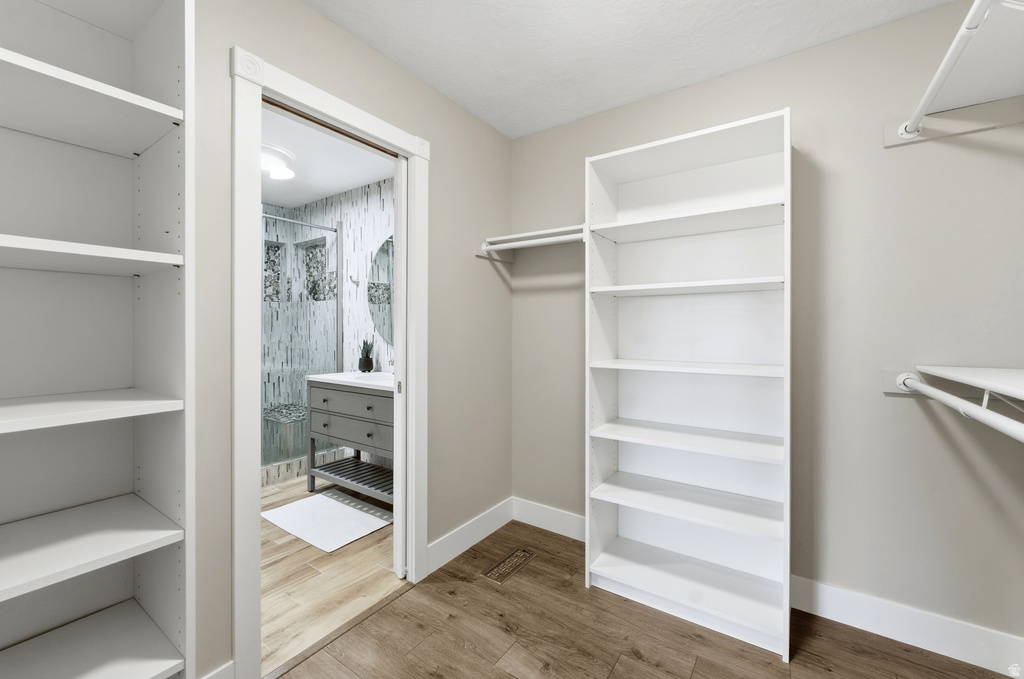 662 N 100 E Farmington, UT 84025