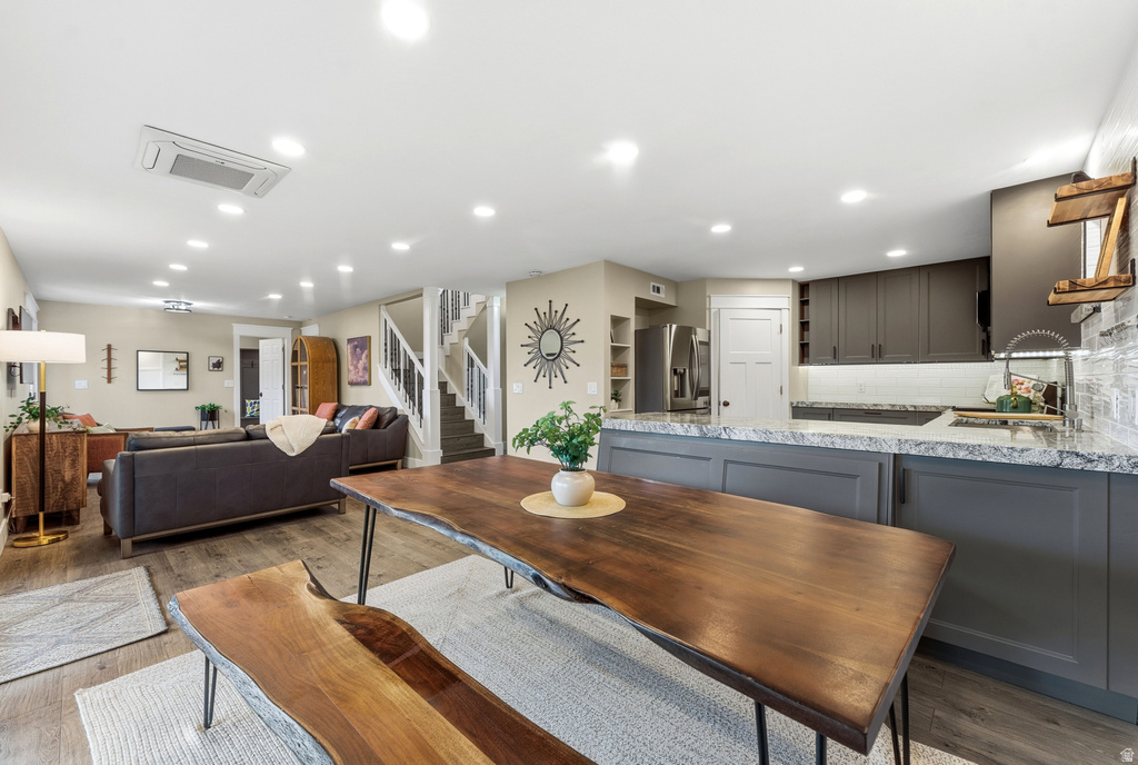 662 N 100 E Farmington, UT 84025