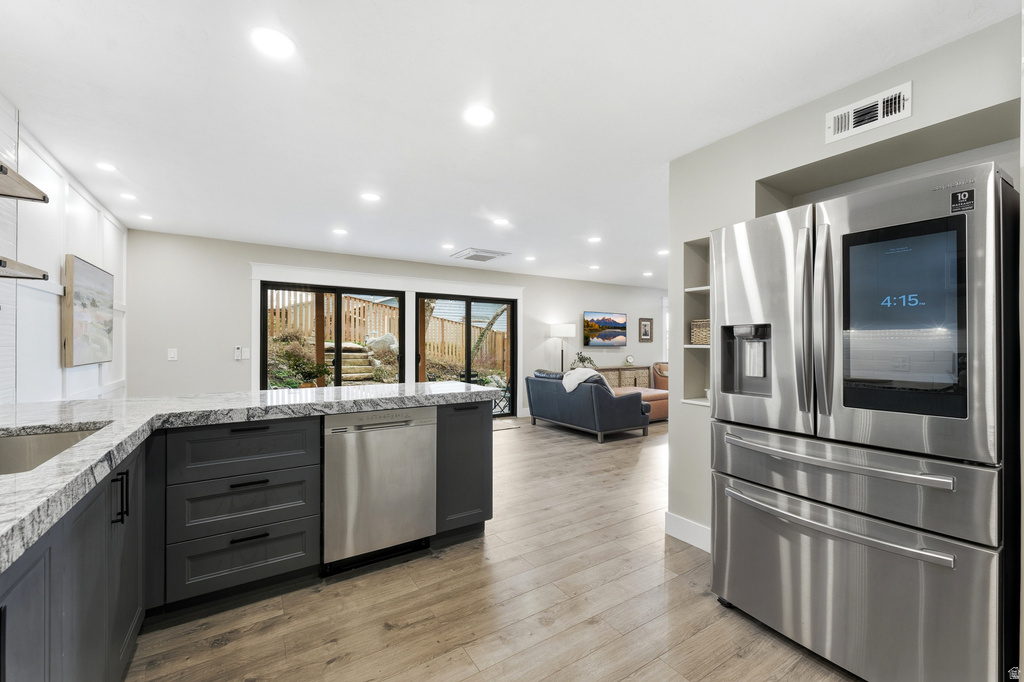 662 N 100 E Farmington, UT 84025