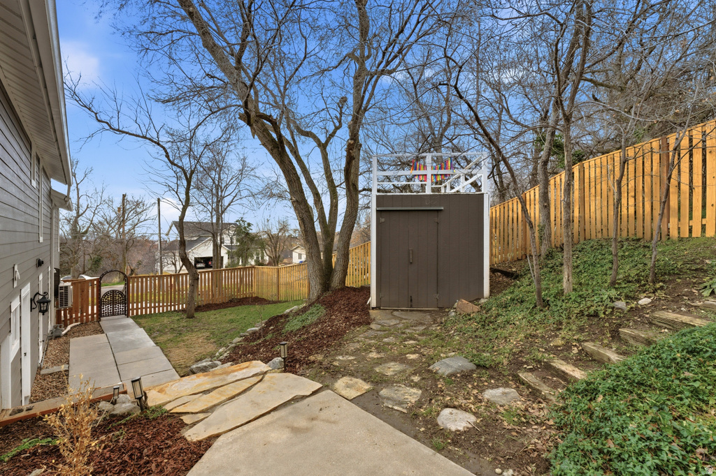 662 N 100 E Farmington, UT 84025