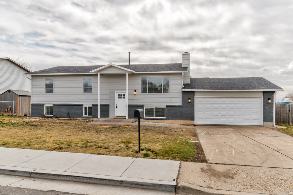 1520 E 1100 S Clearfield, UT 84015