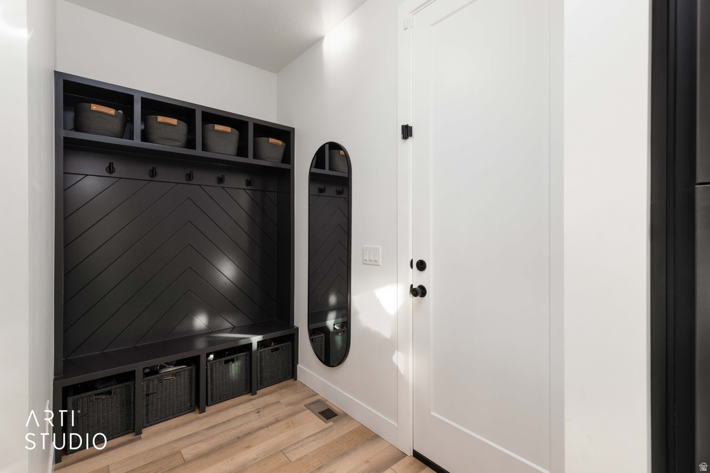 8018 S AMBROSIA LN #210 West Jordan, UT 84081