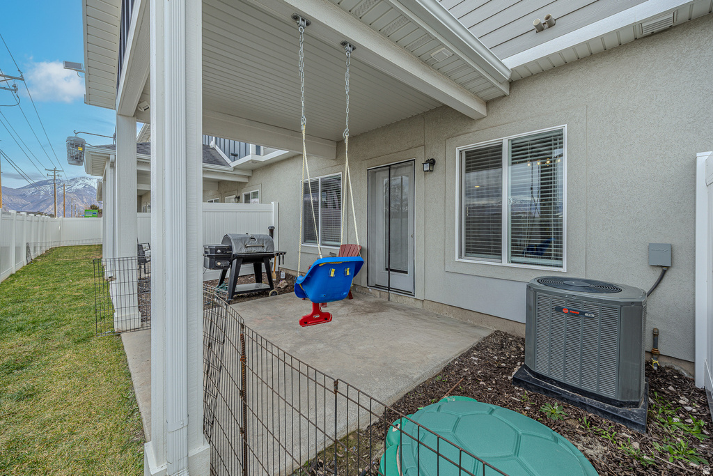 2388 W JADE WAY West Haven, UT 84401