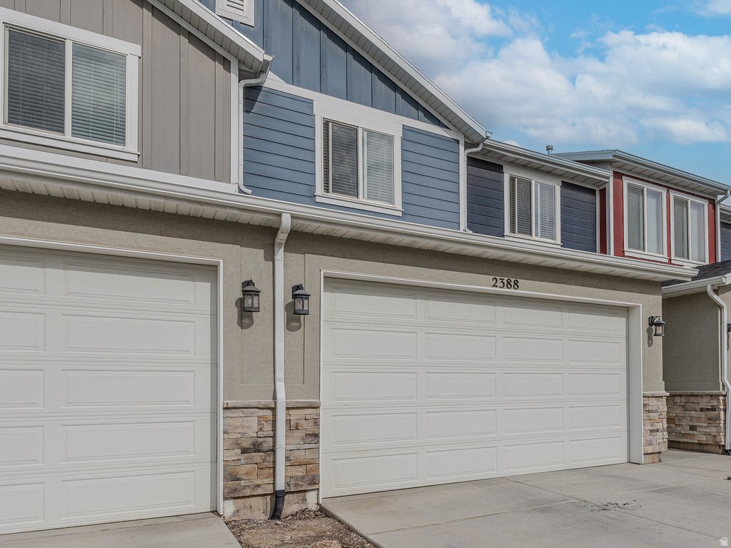2388 W JADE WAY West Haven, UT 84401