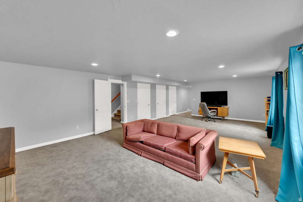 711 W 2010 S Syracuse, UT 84075