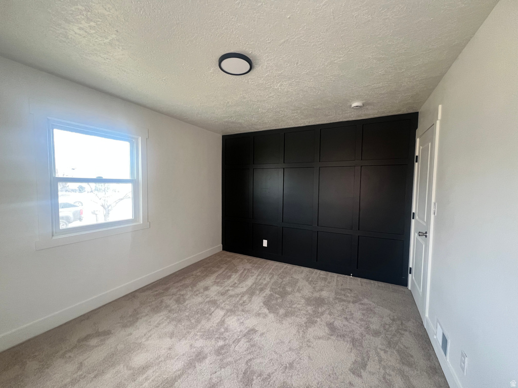 5915 S 2625 W Roy, UT 84067