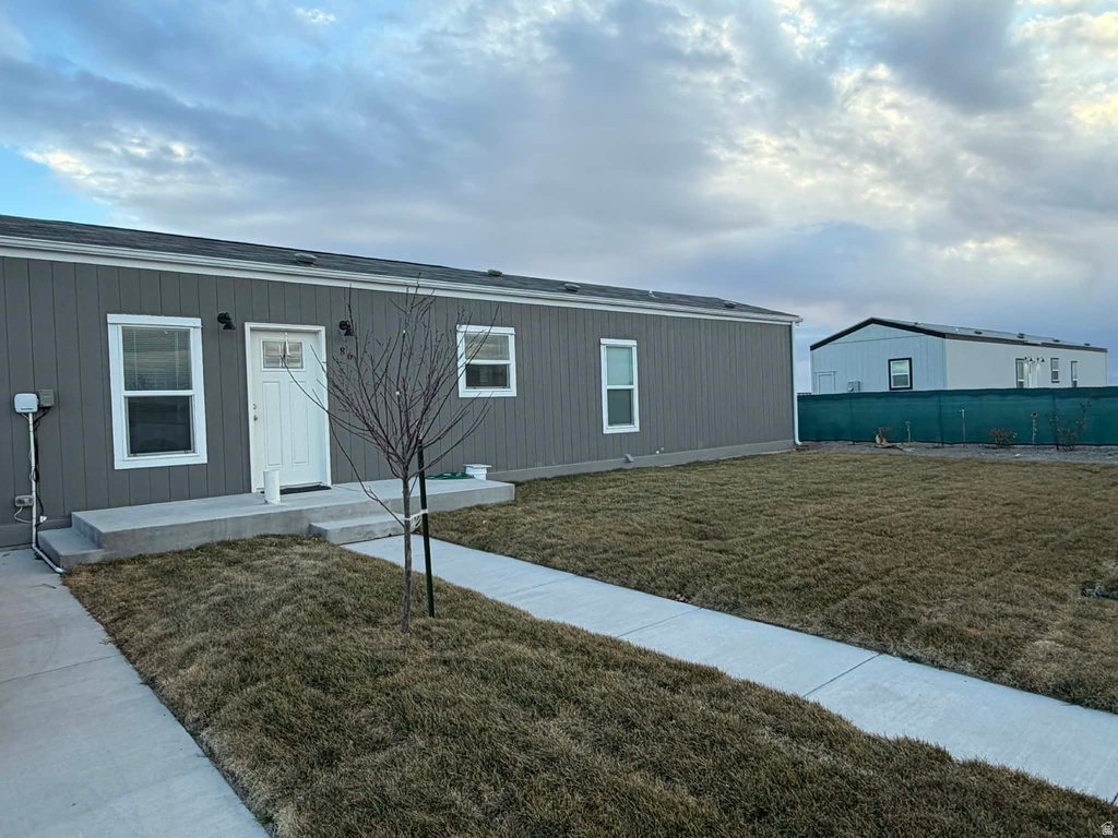 861 W 75 S Hinckley, UT 84635