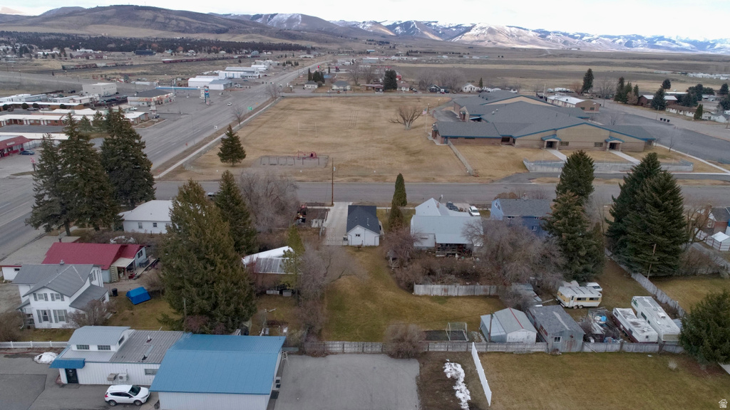 220 S 2ND Soda Springs, ID 83276