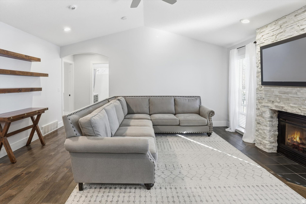 11787 S HISTORY DR South Jordan, UT 84095