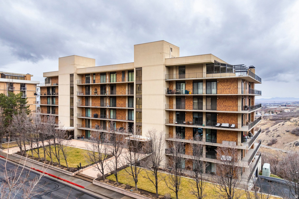 910 S DONNER WAY #404 Salt Lake City, UT 84108