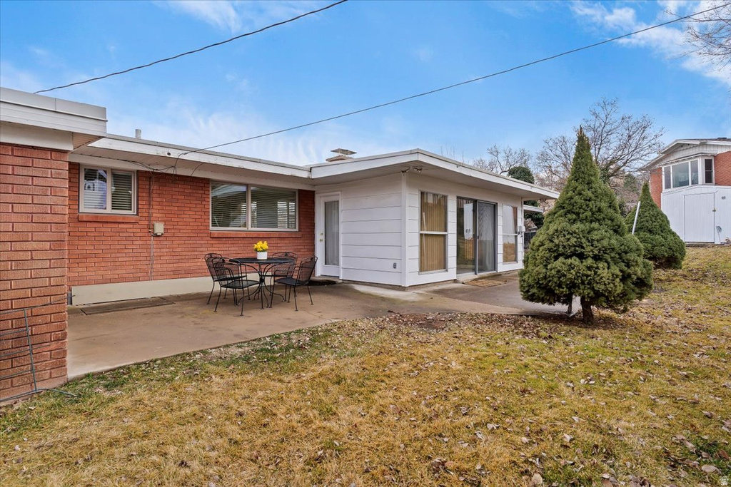 5137 S BURCH CREEK DR. DR South Ogden, UT 84403