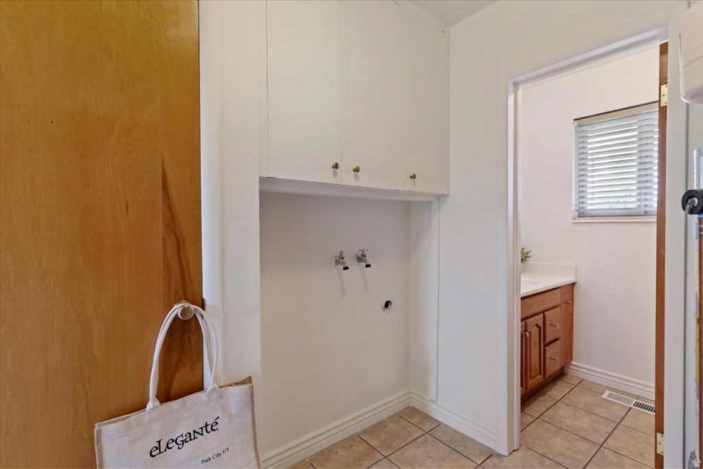 5137 S BURCH CREEK DR. DR South Ogden, UT 84403