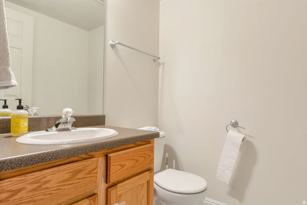 6687 S PINES POINT WAY West Jordan, UT 84084