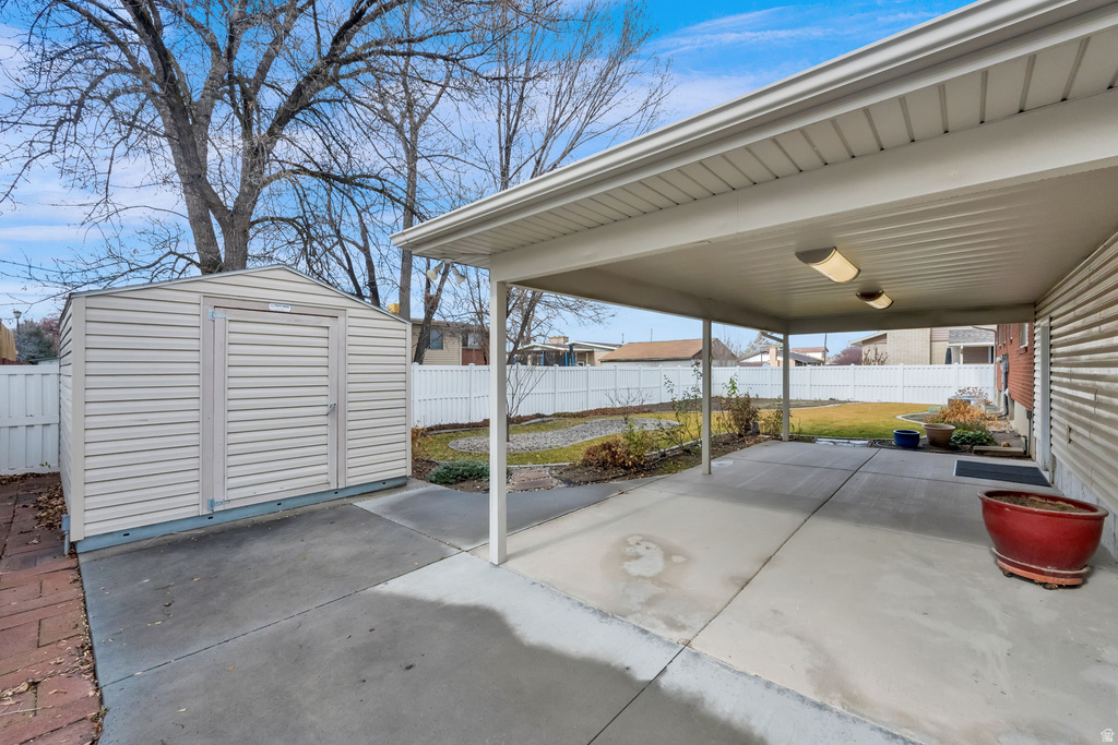 4520 S THORNWOOD AVE Taylorsville, UT 84123