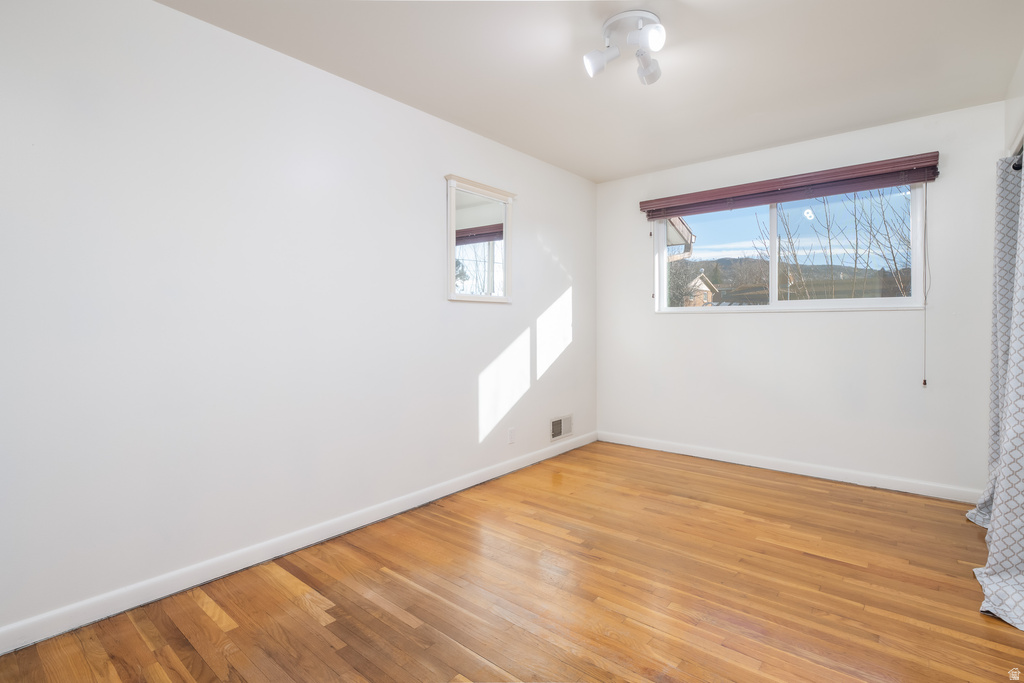 141 E 1650 S Bountiful, UT 84010