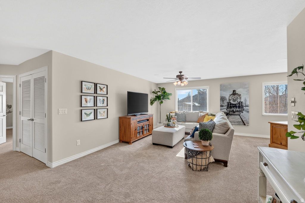878 E 3050 N Lehi, UT 84043