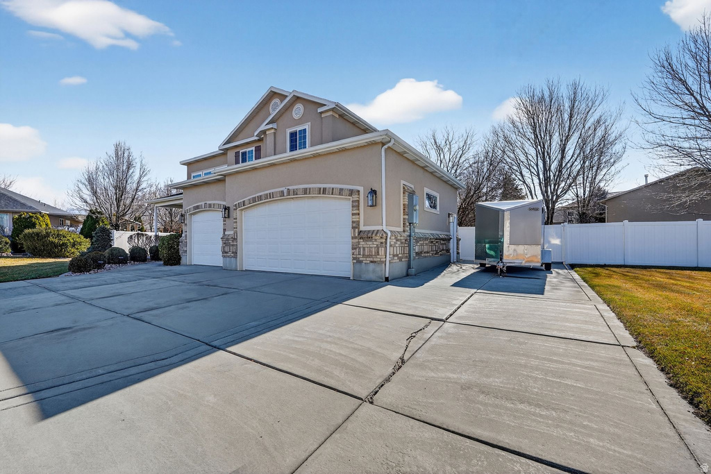 878 E 3050 N Lehi, UT 84043
