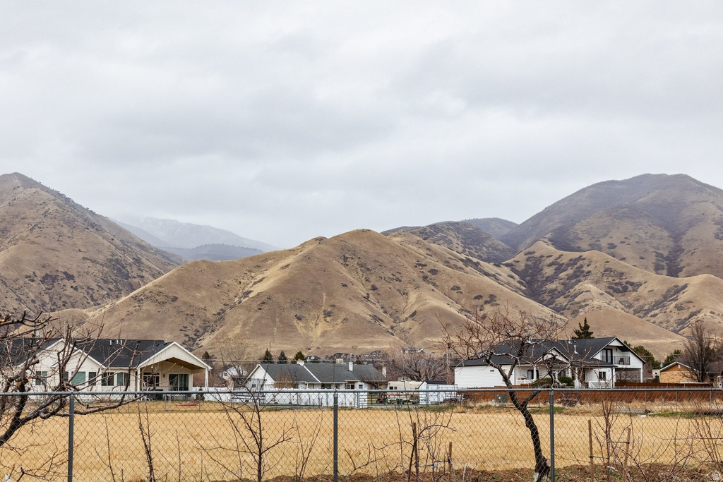 435 E 1000 N Mapleton, UT 84664