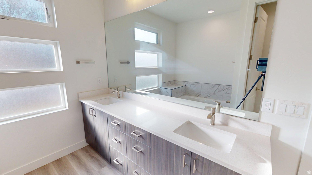 3892 S TREASURE ISLE RD West Valley City, UT 84119