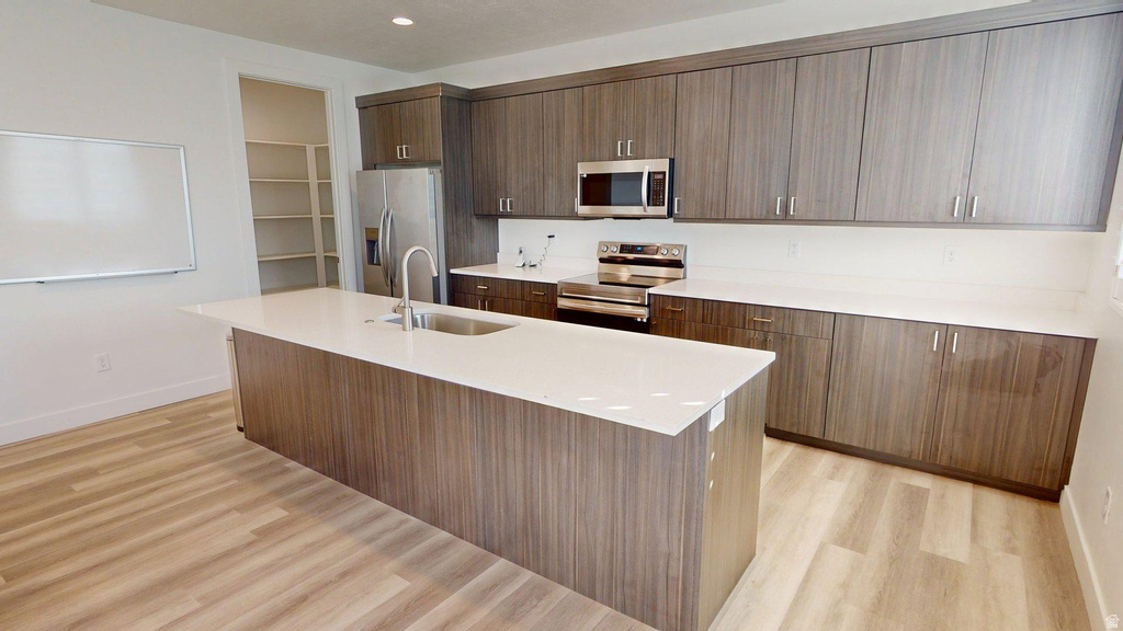 3892 S TREASURE ISLE RD West Valley City, UT 84119