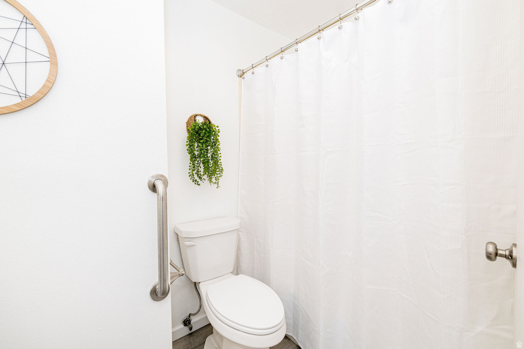 38 N WHITE BARN DR Pleasant View, UT 84414