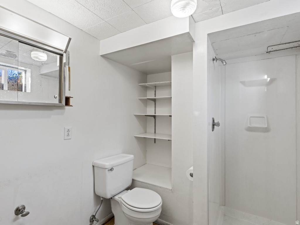 1744 ALFRED DR Layton, UT 84041