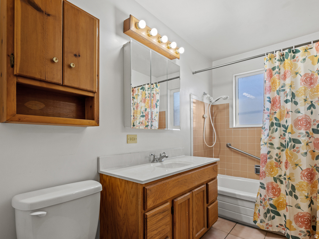 1744 ALFRED DR Layton, UT 84041