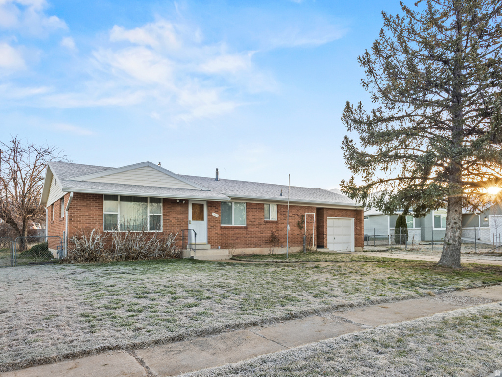 1744 ALFRED DR Layton, UT 84041