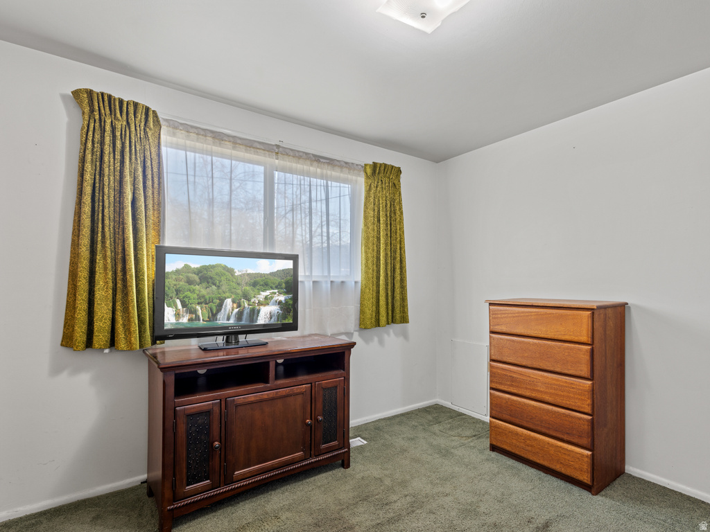 1744 ALFRED DR Layton, UT 84041