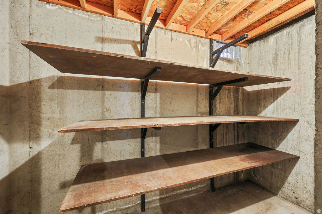 265 CANYON RD Providence, UT 84332