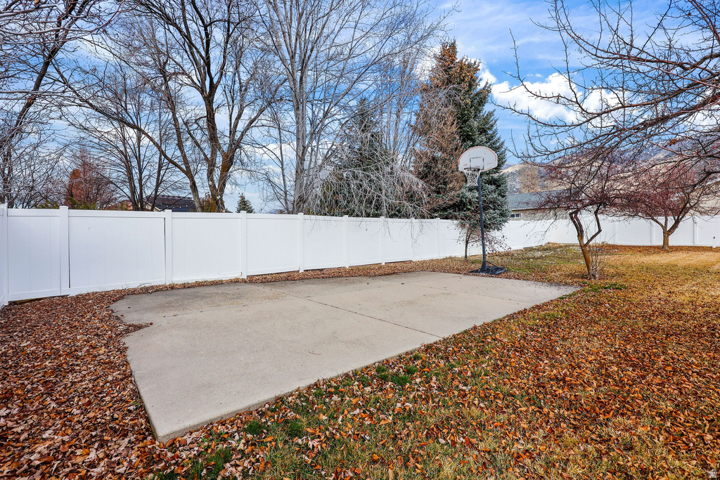 265 CANYON RD Providence, UT 84332