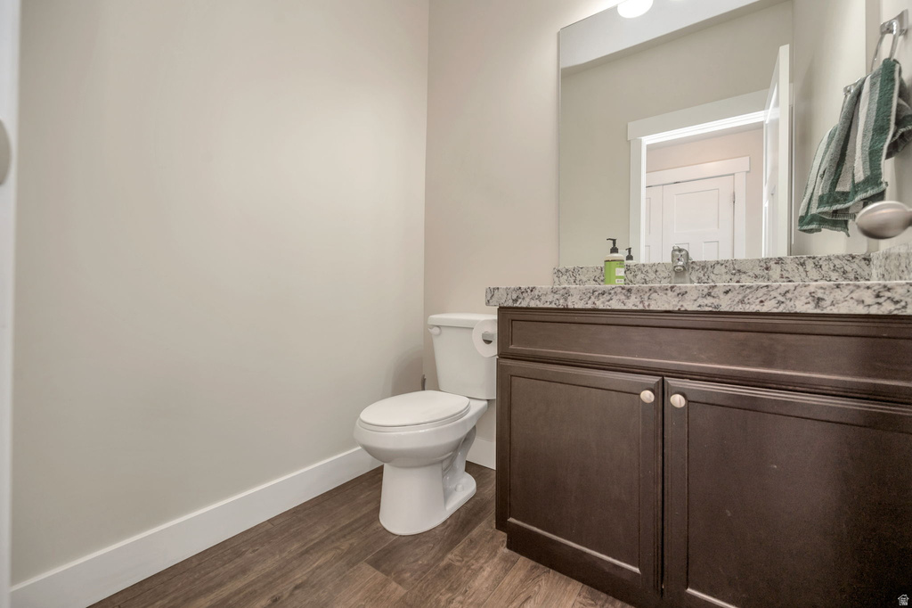 393 E CORRAL CREEK DR Midvale, UT 84047