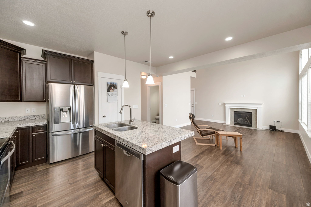 393 E CORRAL CREEK DR Midvale, UT 84047