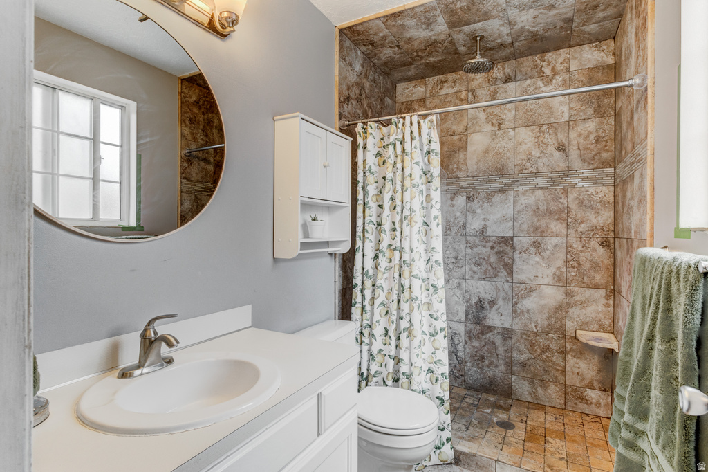 2340 N 2050 E Layton, UT 84040