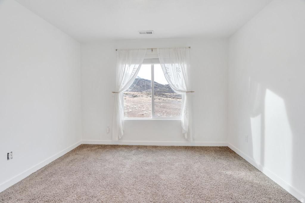 647 W RAINTREE LN Santaquin, UT 84655