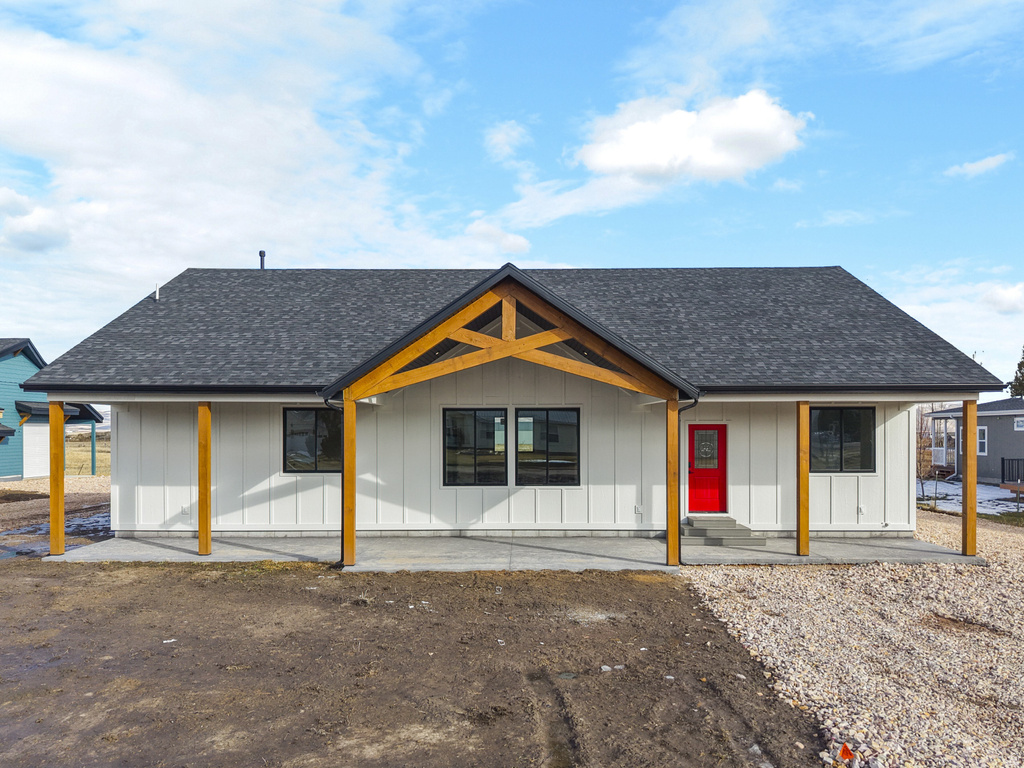 32 N 2ND ST Paris, ID 83261