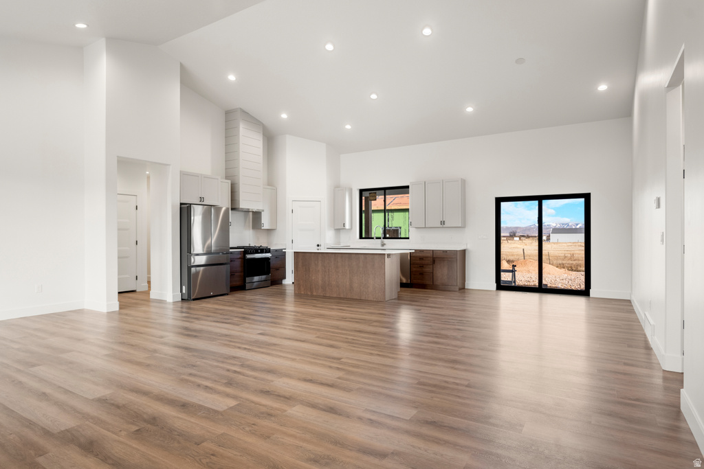 32 N 2ND ST Paris, ID 83261