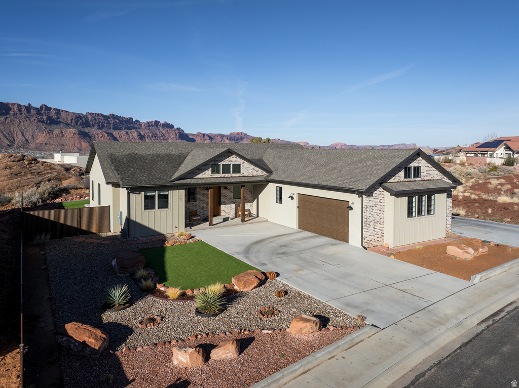 2182 SALIDA DEL SOL Moab, UT 84532