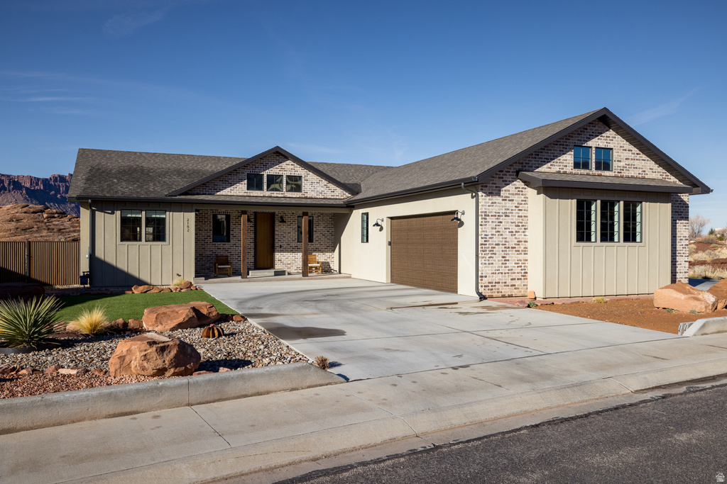 2182 SALIDA DEL SOL Moab, UT 84532