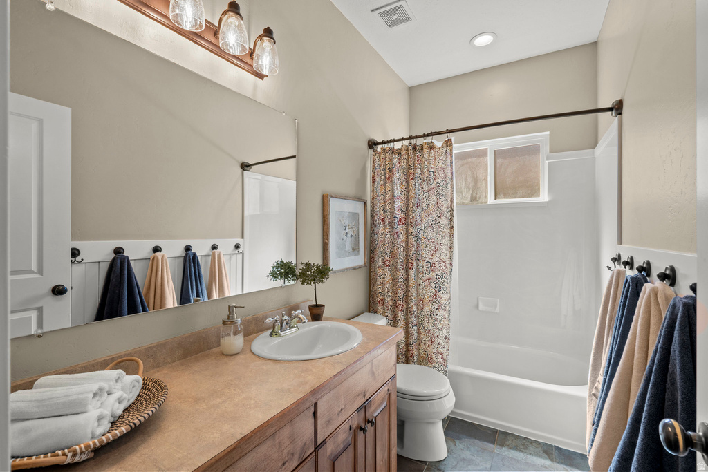 1062 E 350 S Springville, UT 84663