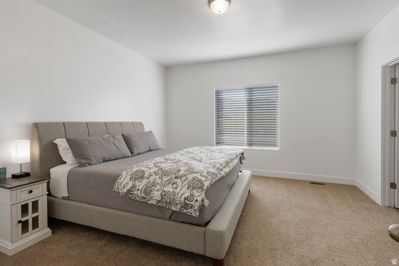 2179 S BEACHCOMBER LN #2 Garden City, UT 84028