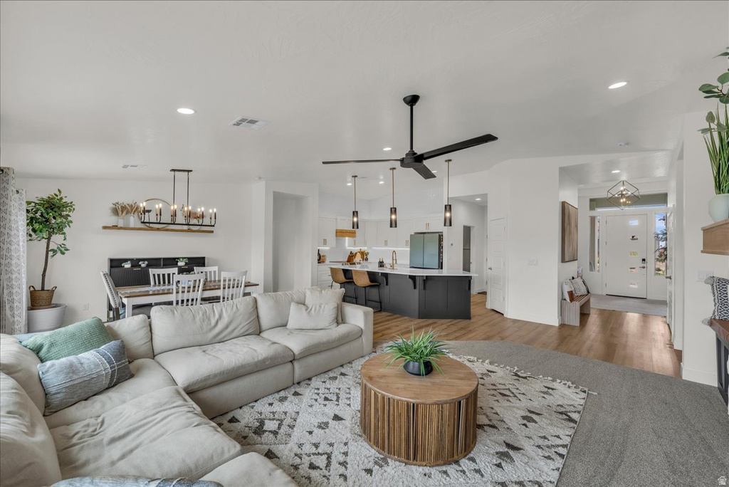 2112 E HONEYCOMB DR St George, UT 84790