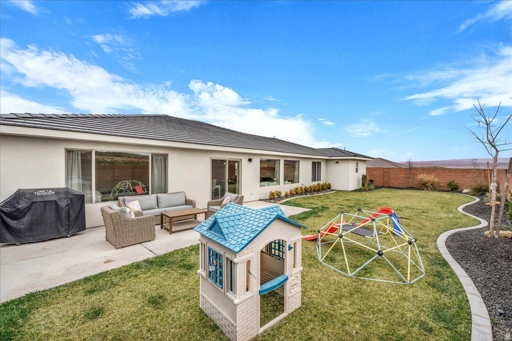 2112 E HONEYCOMB DR St George, UT 84790