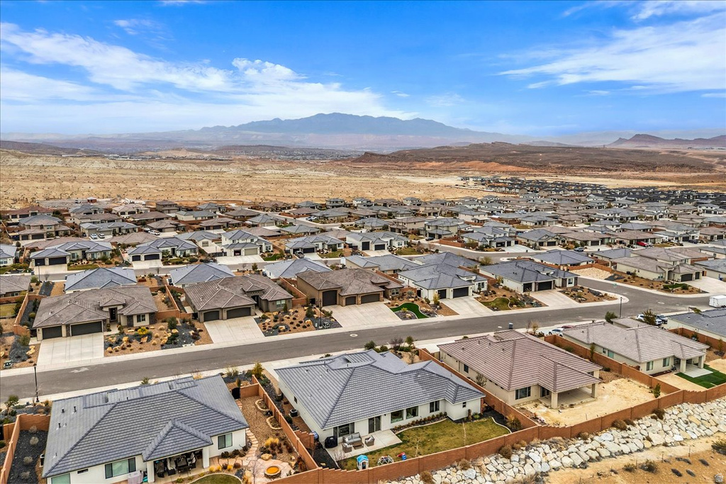 2112 E HONEYCOMB DR St George, UT 84790