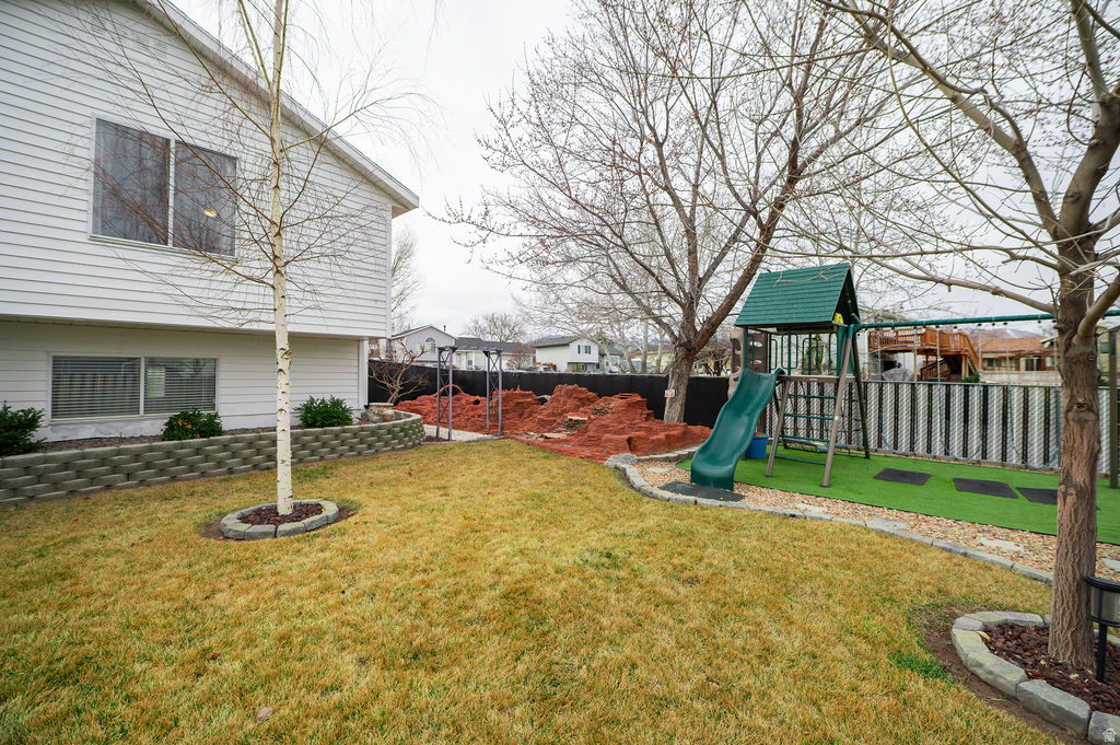 6276 W CONTADORA DR West Valley City, UT 84128