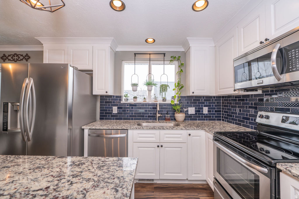 6276 W CONTADORA DR West Valley City, UT 84128