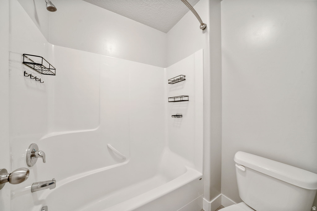 641 N PINNACLE LN Saratoga Springs, UT 84045