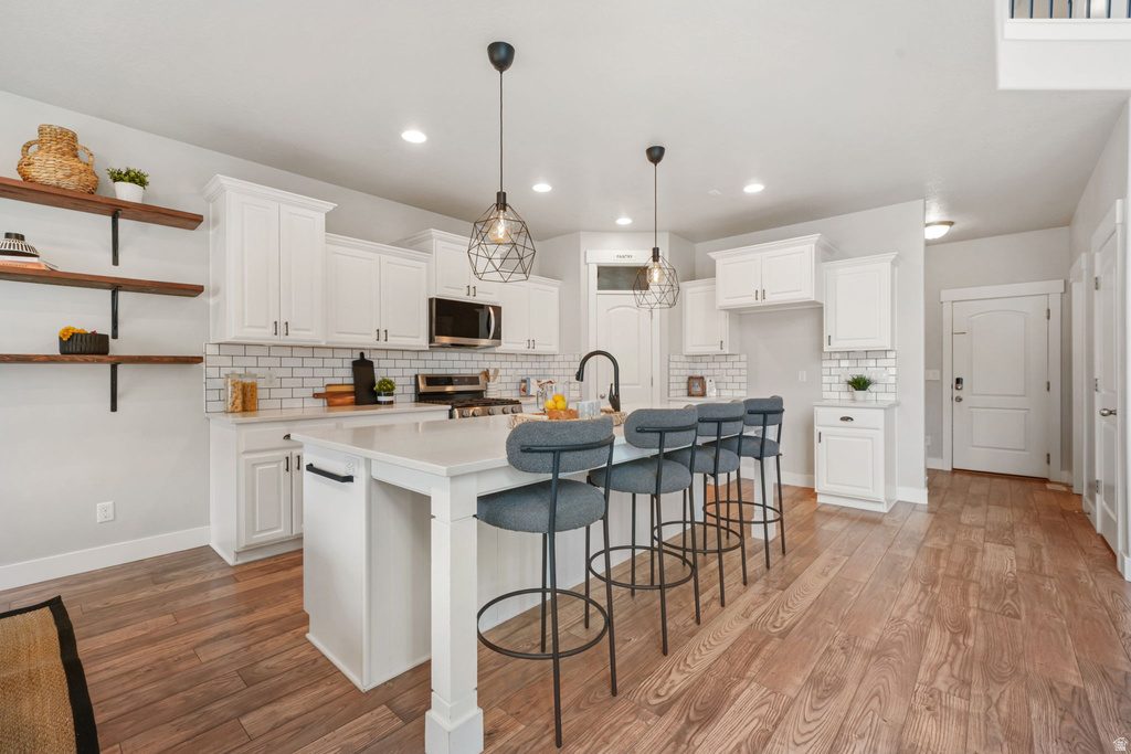 641 N PINNACLE LN Saratoga Springs, UT 84045