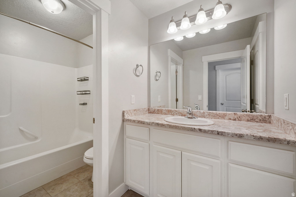 641 N PINNACLE LN Saratoga Springs, UT 84045