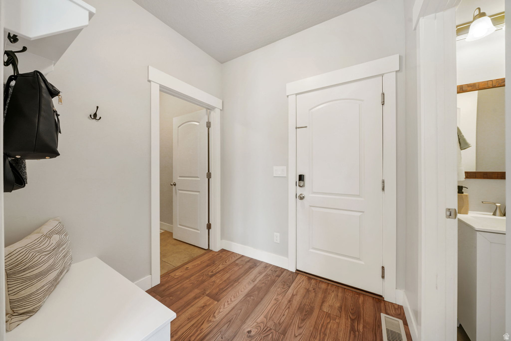 641 N PINNACLE LN Saratoga Springs, UT 84045